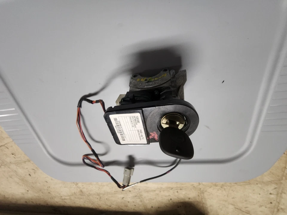 2000 2001 2002 2003 2004 2005 Cadillac Deville cilindro de encendido llave inmovilizador Foto 2 de 3