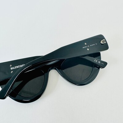 Balenciaga Inverted BB0204S 001 Sunglasses Women display picture 1