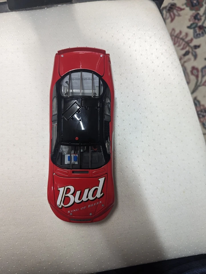2007 Dale Earnhardt Jr #8 Bud-Track Tested Monte Carlo SS Elite #1397/2007  - Image 4 of 4