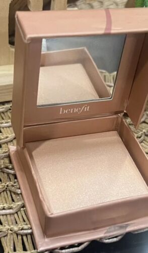 Benefit Dandelion Twinkle Soft Nude-Pink Highlighter 0.1 oz Authentic - Picture 3 of 3