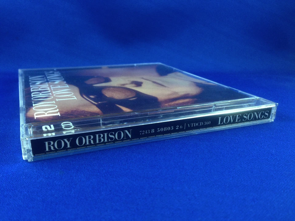 ROY ORBISON: Love Songs (ULTRA RARE UK ONLY RELEASE 2001 IMPORT OOP VTDCD 360) - Image 4 of 4