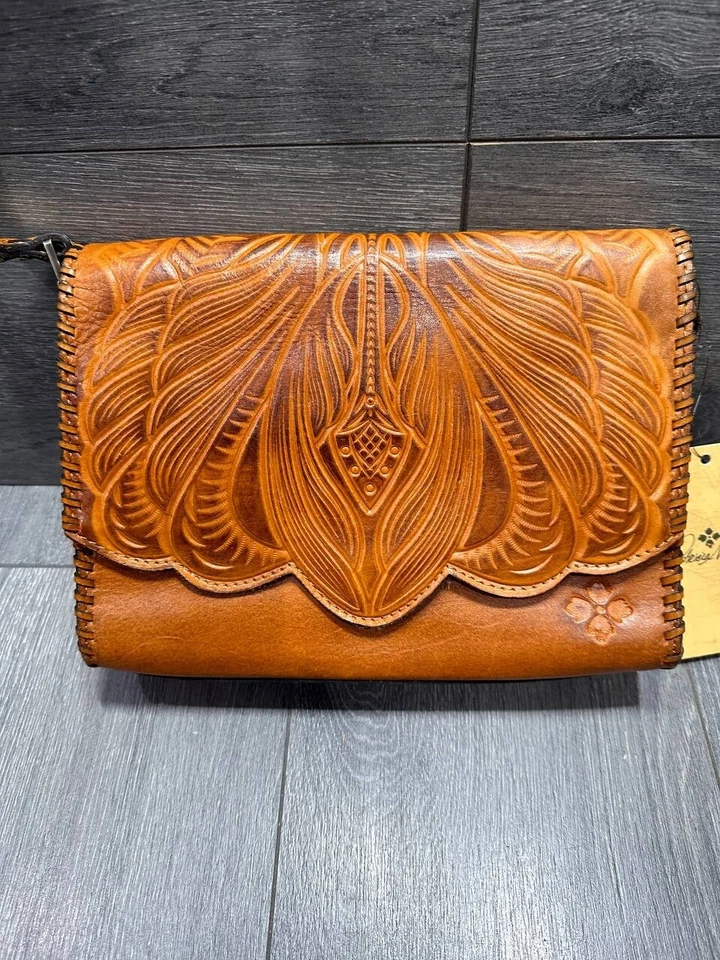 Bolso de Hombro Natural Patricia Nash Santillana Cuero Tooled Foto 4 de 4