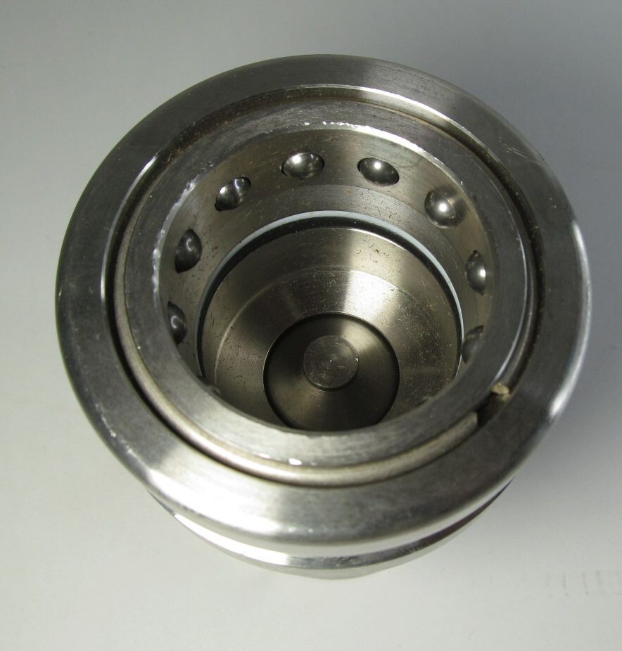 EATON HANSEN ML8-HKP STAINLESS STEEL QUICK DISCONNECT COUPLING 1-1