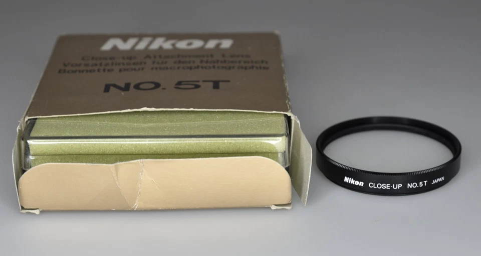 Nikon No. 5T 62mm Diameter Close Up Attachment Lens - Image 2 of 3
