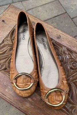 VIA UNO Women's Ballet Flats Brown Croc Embossed Gold Ring Accent 