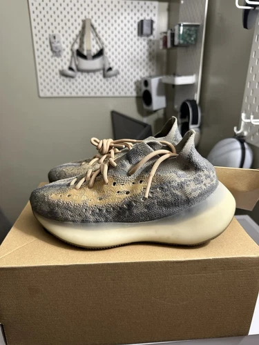 Taglia 5.5 Adidas Yeezy Boost 380 Mist Reflective
