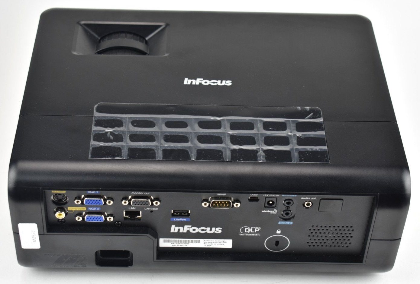 InFocus IN2114 1080p DLP Projector 3000 Lumens ONLY 70 LAMP HOURS!