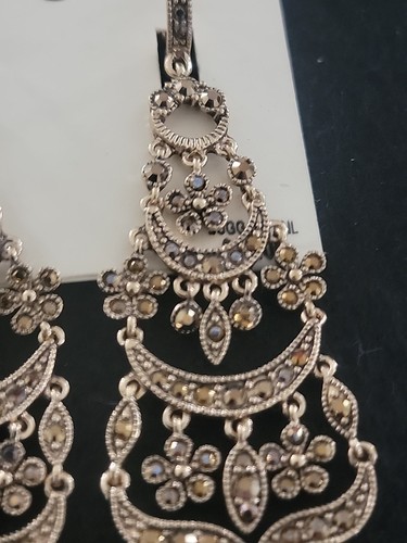 Vintage Monet Chandelier Earrings & Bracelet Set/NEW - Picture 4 of 12