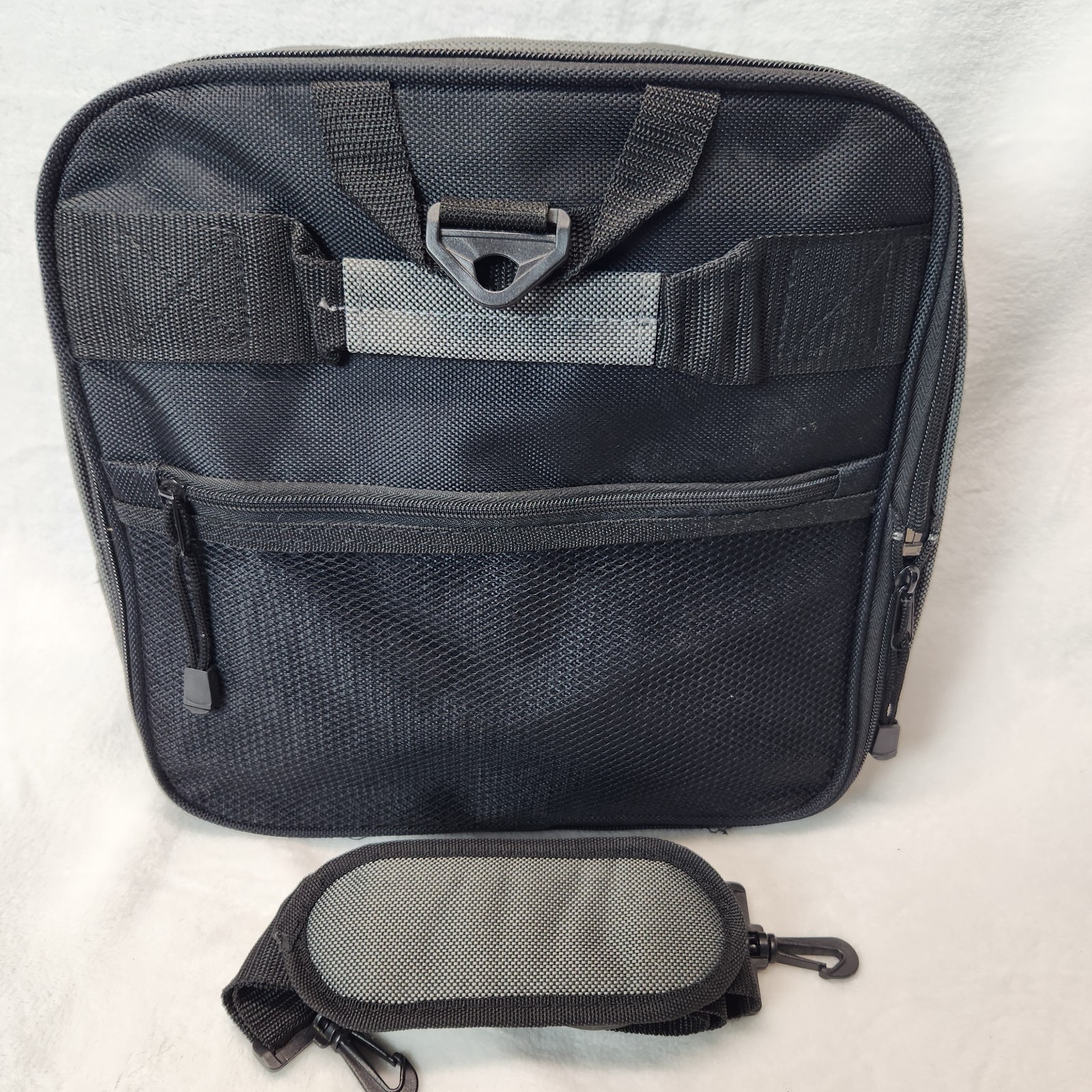 Collapsible Expandable Rolling Duffle Bag Black 30" With Sho