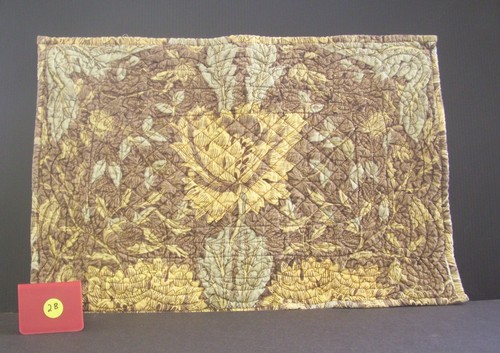 Quilted Placemats Flower Leaves Rectangle Set Of 4 Reversible 18.5" x 13" - Picture 5 of 9