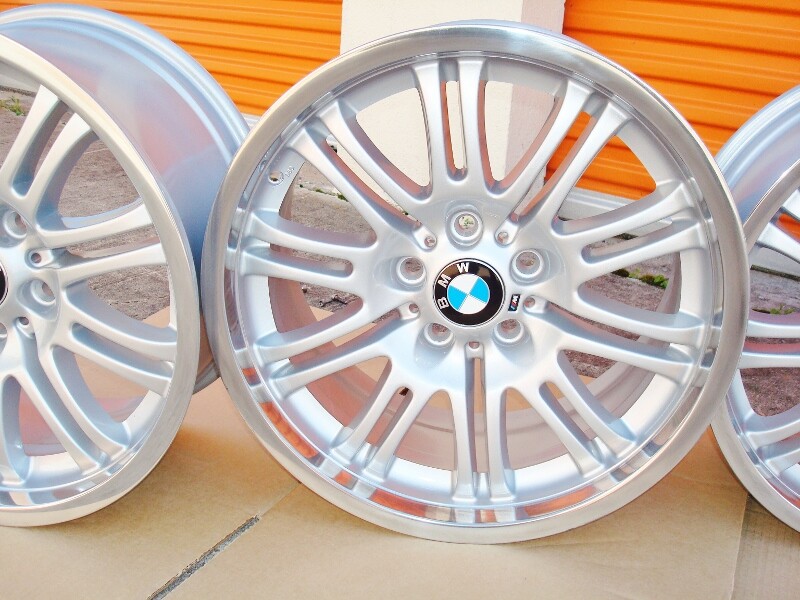 BMW Genuine 18