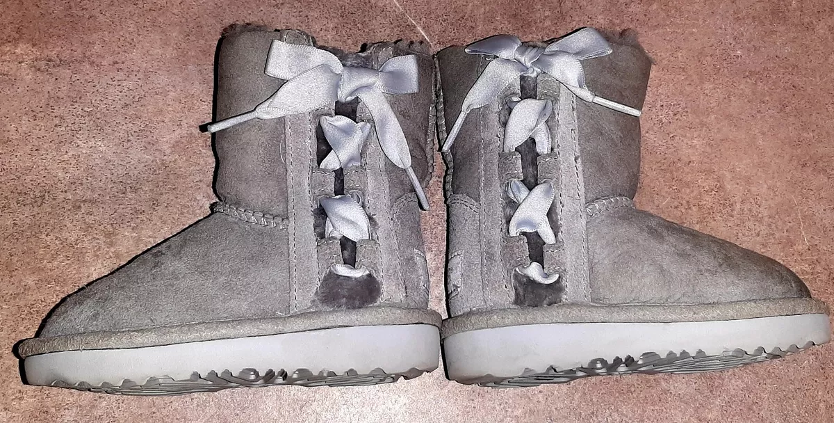 Grey toddler cheap uggs