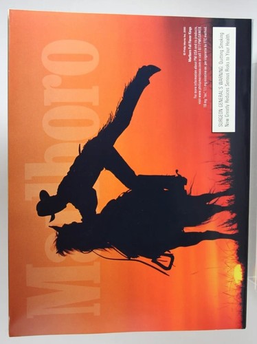 10th Anniversary Massive Look back Special Issue Entertainment Weekly #540 - Picture 2 of 12