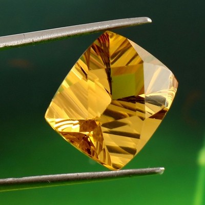 Natural Concave Cut Lazer Cut Bear Quartz Eye Clean Excellent Quality k22