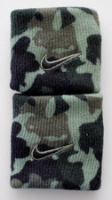 Nike Swoosh Singlewide Wristbands Adult Oil Green/Sequoia/Black