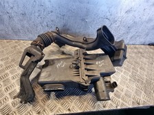 SCATOLA FILTRO ARIA TOYOTA PRIUS 17812-21040 1.8L AUTO HYBRID HATCHBACK 2017