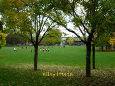 Foto 6x4 Paradise Park Lower Holloway von Lough Road aus gesehen. Organisiert sc c2007