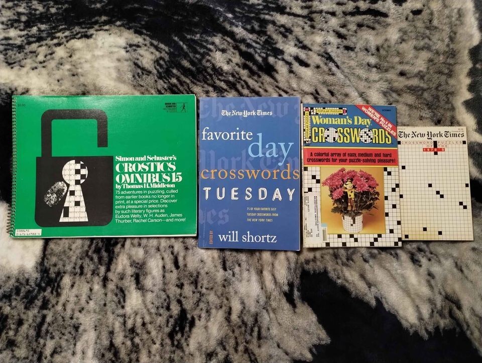 LOT OF 27 VINTAGE CROSSWORD PUZZLE BOOKS DELL PENNYPRESS UNUSED