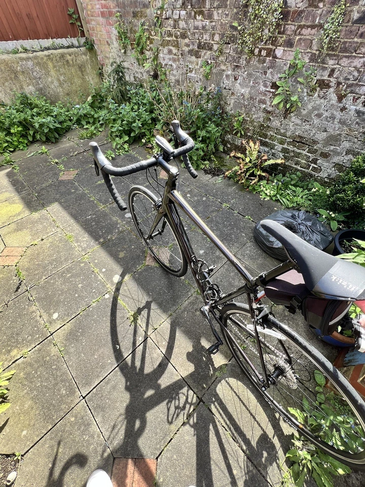 57” Giant Contend 1 Road Bike in Rosewood, photo 2 of 5
