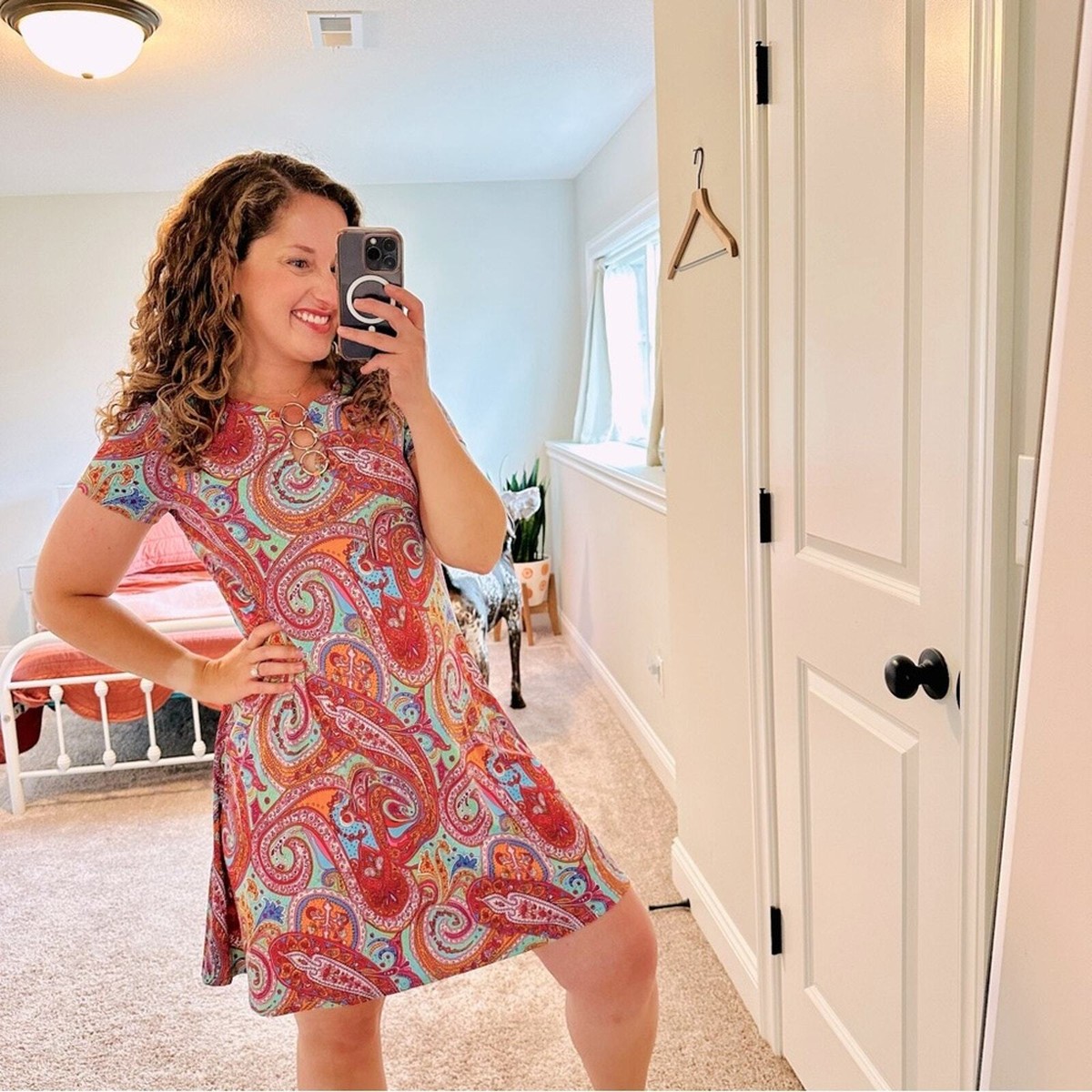 msk dress Floral Pink Paisley Eyelet Ring Mini Small Printed dress date-night-styles Leire Maxi Dress - Color:black-swatch flare style and beautiful