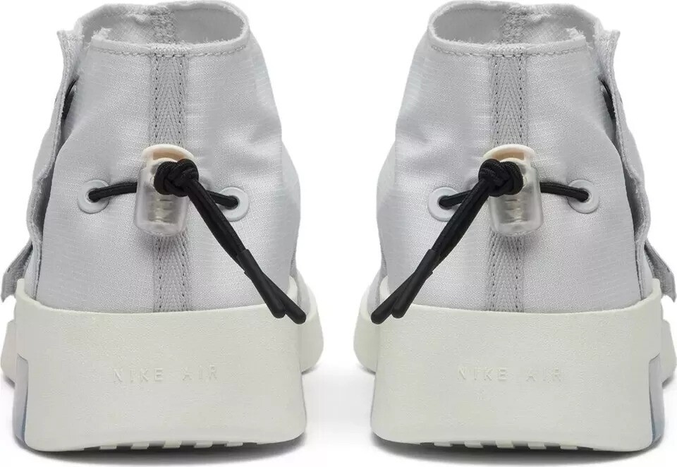 Mens Nike Air Fear Of God Moc AT8086-001 Leather Athletic Sneaker SZ 10.5 Silver Nike Air Fear of God Moc Pure Platinum AT8086 001 Jerry  main image 3