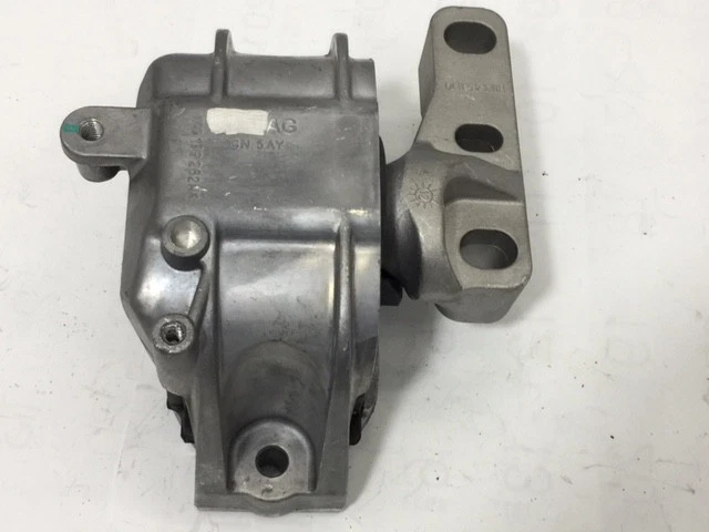 Suporte dianteiro hidráulico para 00-13 Audi A3 Quattro 98-19 VW Beetle Eos Golf Jetta - Imagem 4 de 4