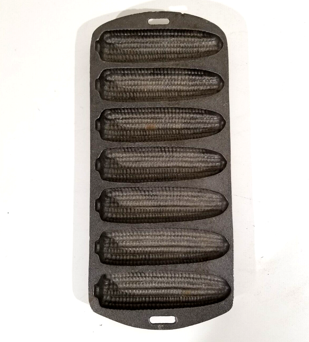 Vintage Lodge Cast Iron Cornbread Corn Shaped Muffin Baking Pan No 27C