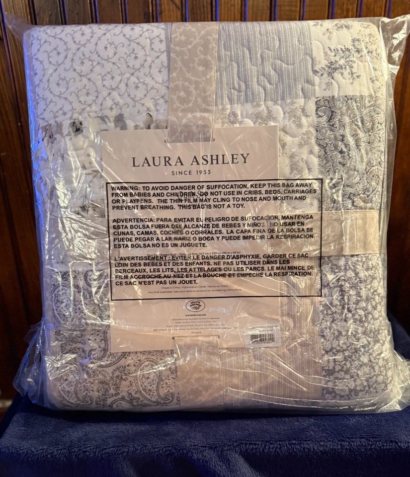 JUEGO DE 3 PIEZAS COLCHAS RETAZOS LAURA ASHLEY CELINA QUEEN. GRIS CLARO ACOGEDOR CÓMODO Foto 4 de 4