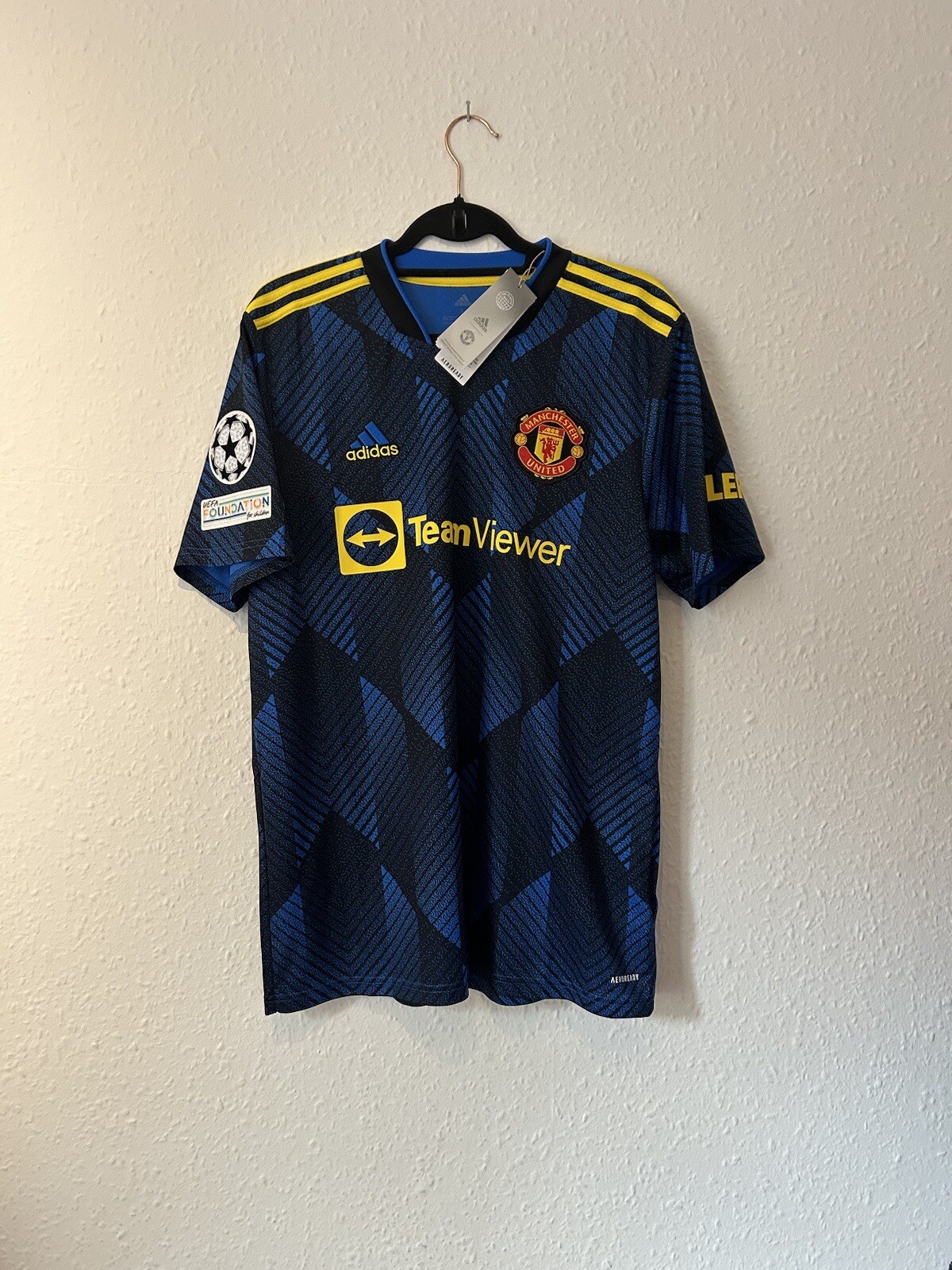 Picture 2 of 10