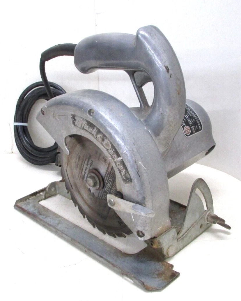 B&D60-80, Black & Decker circular saws from my collection. …