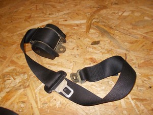 Sicherheitsgurt BMW E36 Hinten Links 1977402