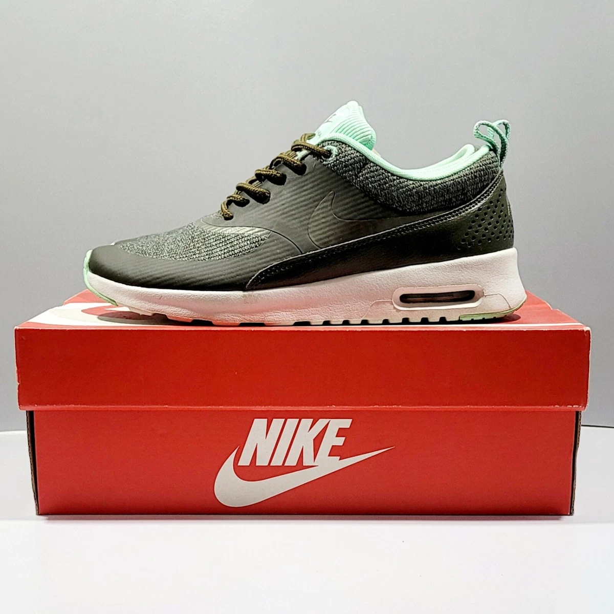 Nike air max thea premium size 6 Outlet