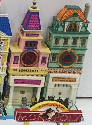Department 56 Hasbro Vtg Monopoly Figurine 20 piece gift set Lot 8