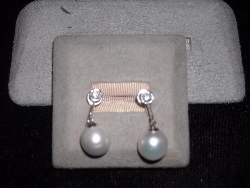 135 Platinum earring 6.2 grams 11 mm pearls post push back .10 ct diamonds - Picture 2 of 5