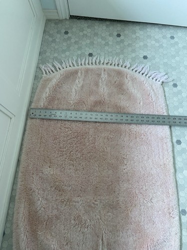 VTG MCM Oval Shag Throw Rug Pale Pink 60’s 70’s Retro Grannycore 40"x 27" - Picture 6 of 8