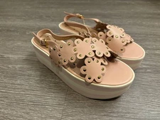 RED(V) Valentino Leather Flower Studded Platform Sandals Pink Size 37 / US 7