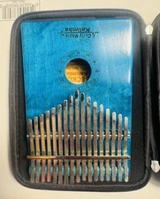 Gecko Kalimba 17 Key Blue Thumb Piano with Black Case & Tuner, Model B17