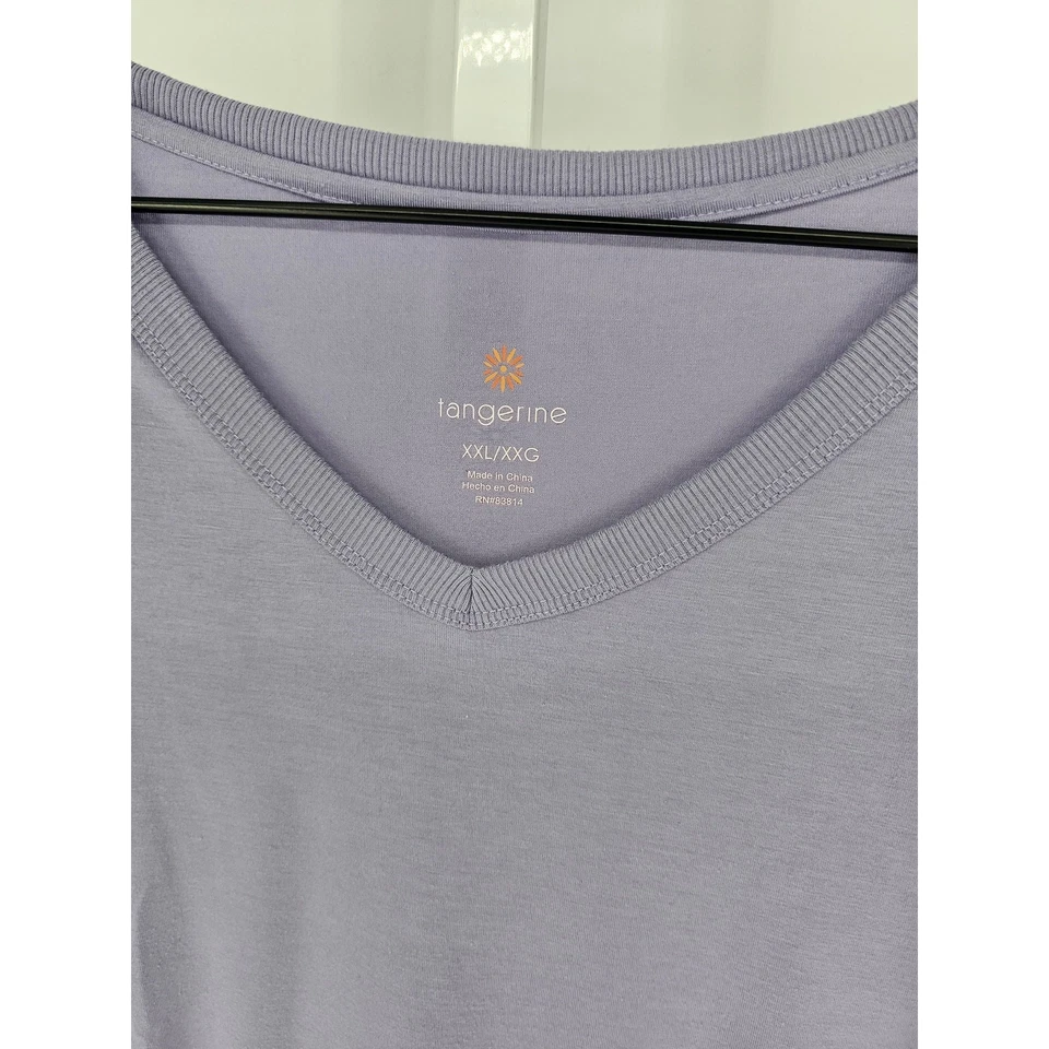 Camiseta atlética púrpura claro manga corta cuello en V mandarina para mujer talla XXL Foto 2 de 3