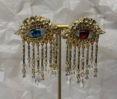 上品　ゴールドカラー　Schiaparelli 刻印　ピアス Schiaparelli Sculptural Earring