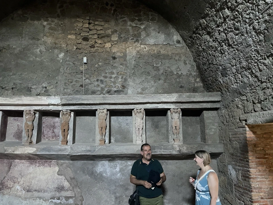 6 50 Yardline State vs Nebraska Tix 11/22 TBD. Pase de estacionamiento reservado/numerado Foto 3 de 4