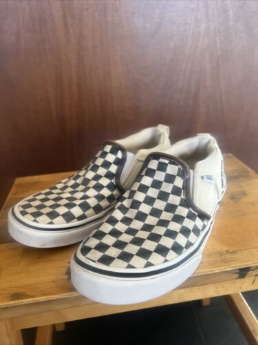 Vans Checkered Black And White off the wall youth size 4