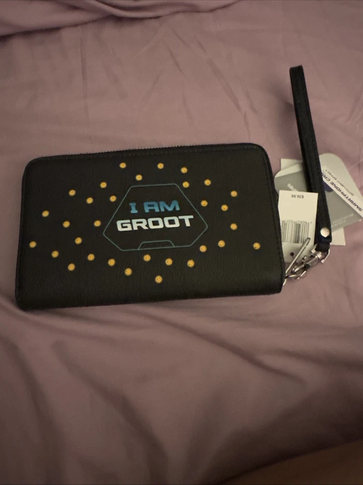 Guardians Of The Galaxy “I Am Groot” Smartphone Case With Light Effect - Image 2 of 4