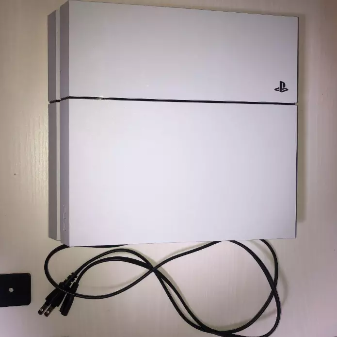 Sony PlayStation 4 PS4 CUH-1100AB02 500GB Glacier White SET Console w/o BOX