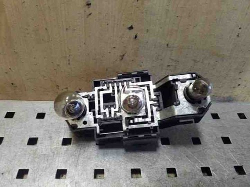 VW PASSAT B3/B4 3A2, 35I Rücklichtkontakte 3A9945257 1.90 Diesel 55kw 26210114