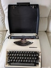 Adler TIPPA S Typewriter QWERTY Color White Carry Case Set Stationery Goods thumbnail