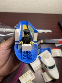 LEGO CITY: Passenger Plane (3181) - Incomplete Pilot Included