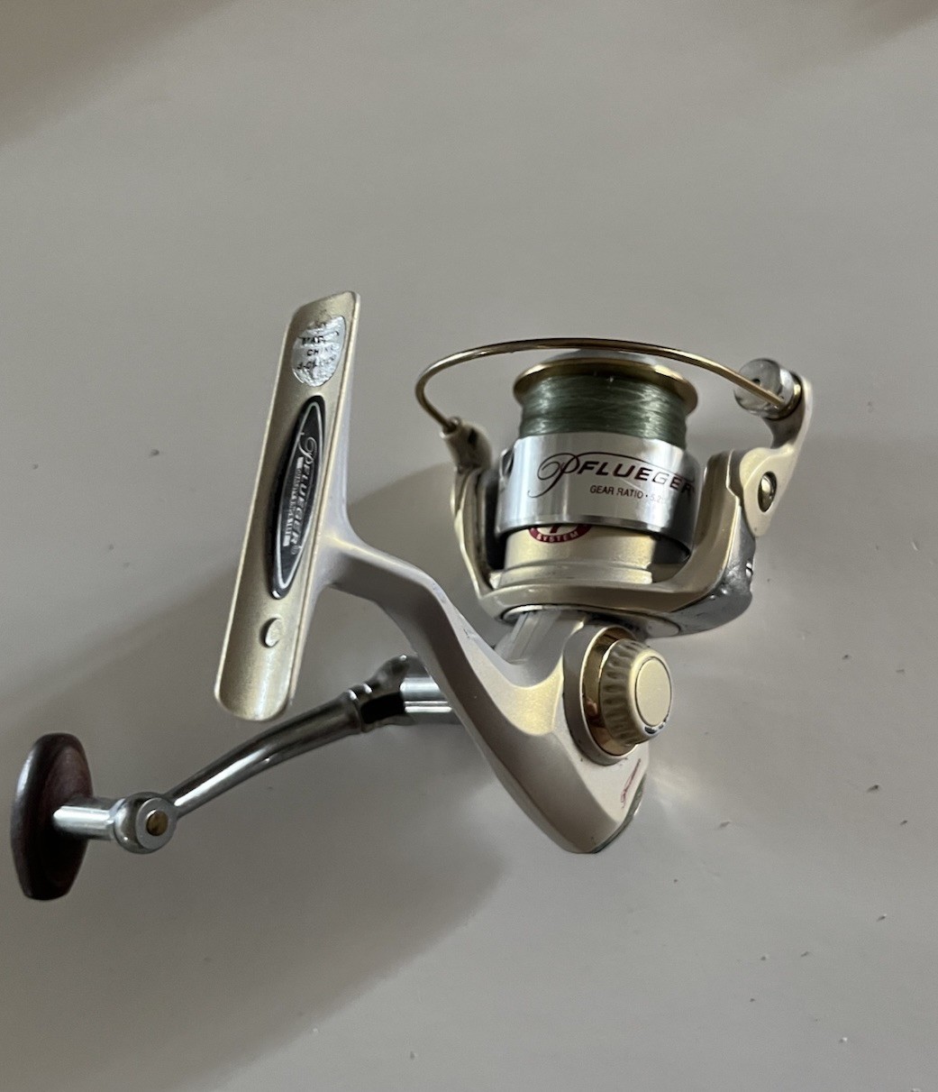 Pflueger Trion GX-7 Fishing Spinning Reel Pre-owned