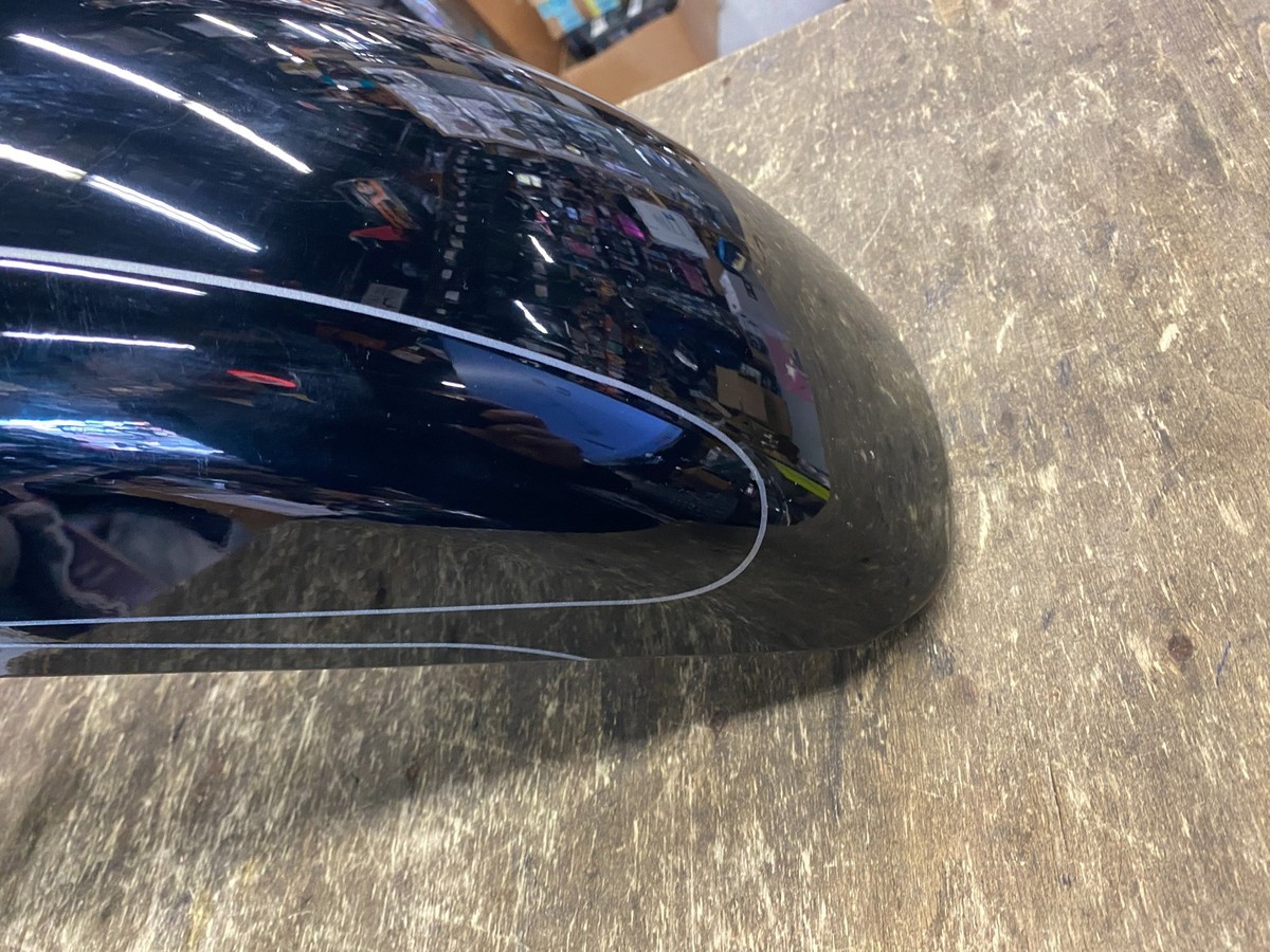 OEM Vivd Black silver Pin Front Fender Harley Street Road Glide