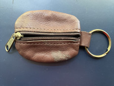 VINTAGE RARE BROWN LEATHER MINI UNISEX ZIPPERED CHANGE COIN WALLET WITH KEY RING