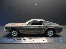 Johnny Lightning 1968 Ford Mustang GT Fastback Unrestored barn find Loose 1:64